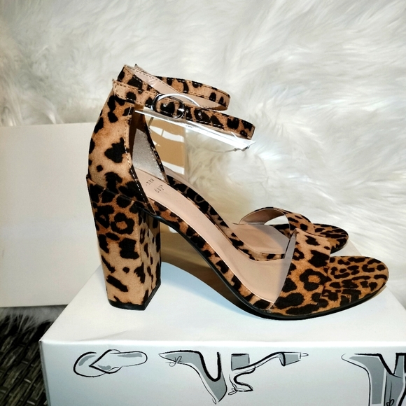 A New Day Ema High Heel Block Pumps Leopard Print Multiple sizes - Picture 2 of 5